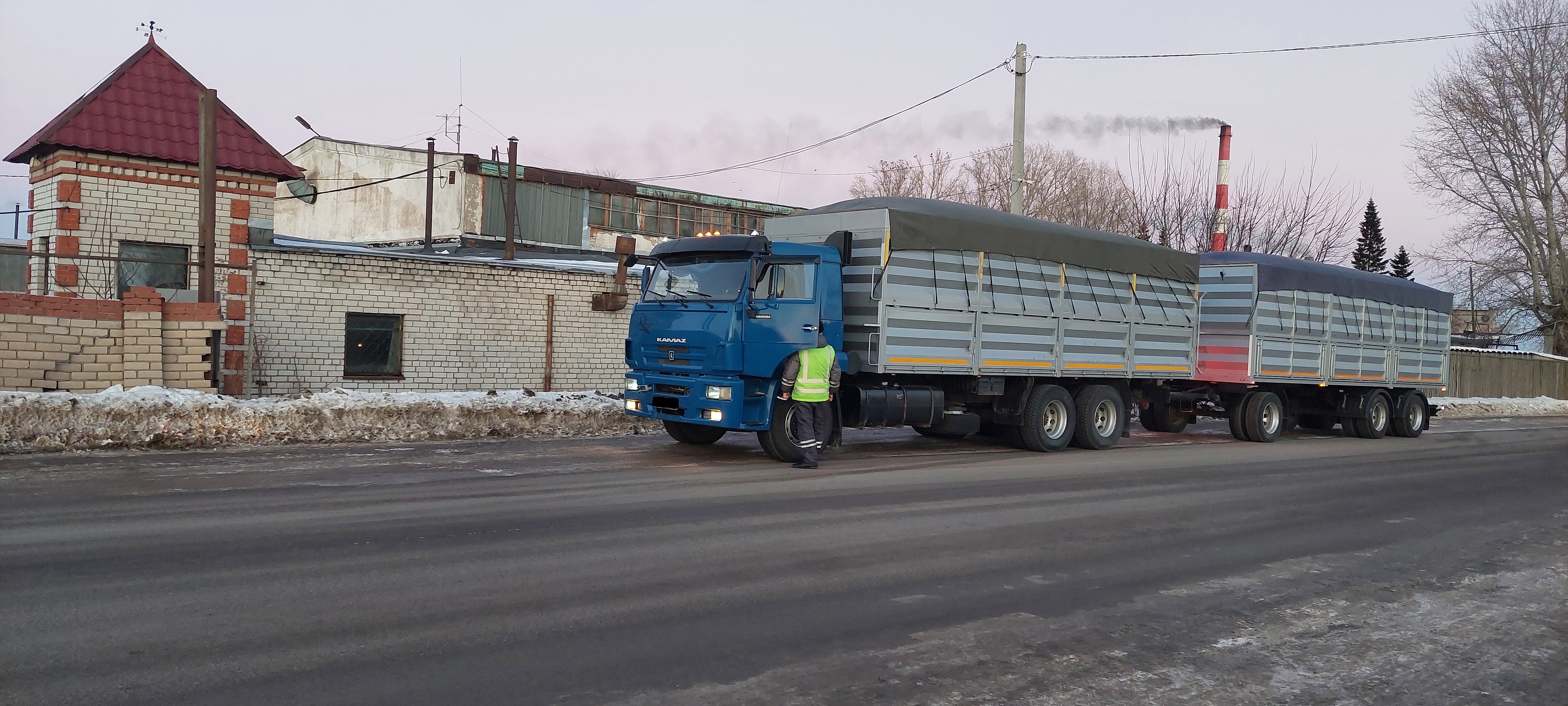 Рейдовые мероприятия совместно с Управлением Россельхознадзора по Алтайскому краю и Республике Алтай в г.Рубцовске